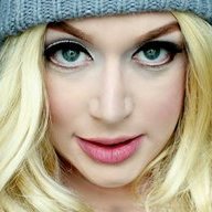 YouTuberJamieLeighFischer
