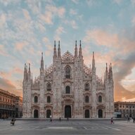Italians are white